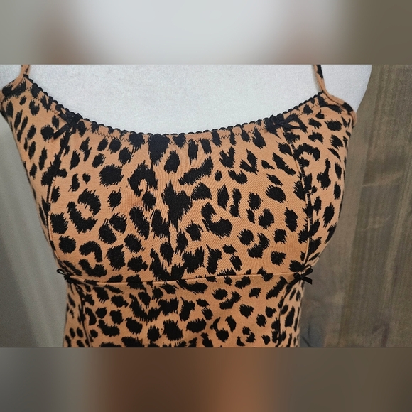 BETSEY JOHNSON Vintage Leopard Print Bow Detail Cami. Size Small - Picture 7 of 8